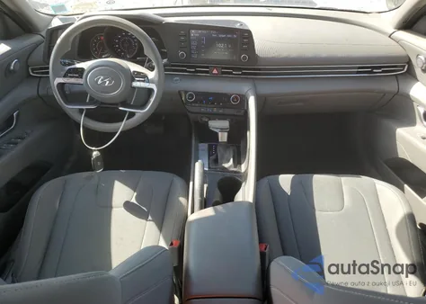 2021 Hyundai Elantra Sel z USA, uszkodzony, nr VIN 5NPLM4AG4MH044158